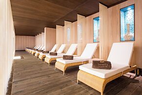 Pine Cliffs Ocean Suites, a Luxury Collection Resort & Spa
