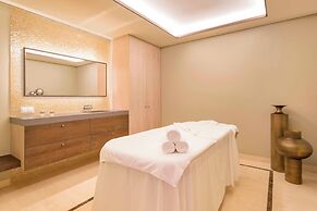 Pine Cliffs Ocean Suites, a Luxury Collection Resort & Spa