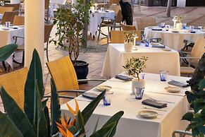 Pine Cliffs Ocean Suites, a Luxury Collection Resort & Spa