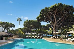 Pine Cliffs Ocean Suites, a Luxury Collection Resort & Spa