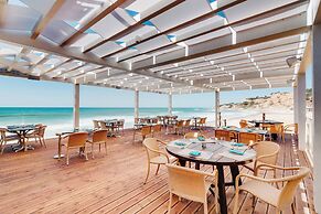 Pine Cliffs Ocean Suites, a Luxury Collection Resort & Spa