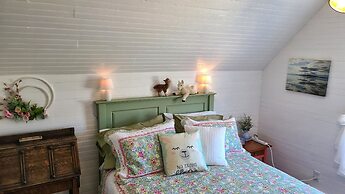 Seaweed and Sod Farm Bed & Breakfast