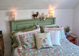 Seaweed and Sod Farm Bed & Breakfast