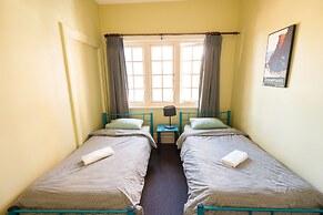 YHA Newcastle Beach