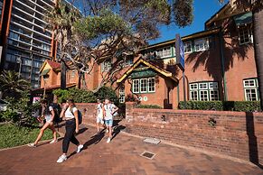 YHA Newcastle Beach