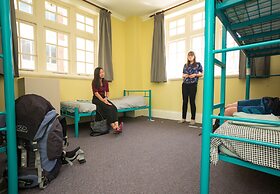 YHA Newcastle Beach