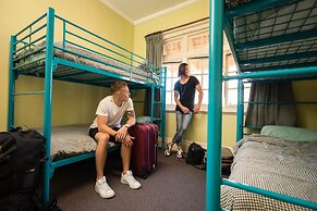 YHA Newcastle Beach