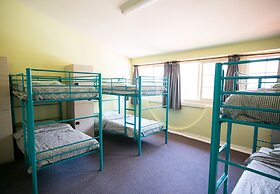YHA Newcastle Beach