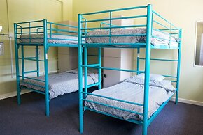 YHA Newcastle Beach