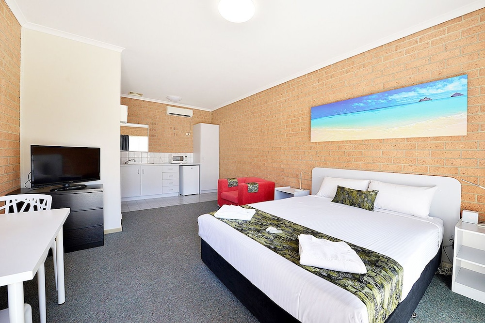 Cranbourne Motor Inn