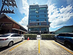 The Sixteenth Naiyang Beach Hotel