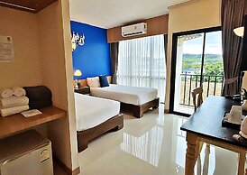 The Sixteenth Naiyang Beach Hotel