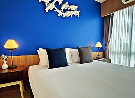 The Sixteenth Naiyang Beach Hotel