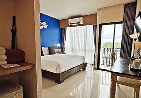 The Sixteenth Naiyang Beach Hotel