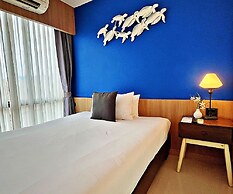 The Sixteenth Naiyang Beach Hotel