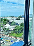 The Sixteenth Naiyang Beach Hotel