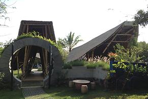 Reewa Waree Resort