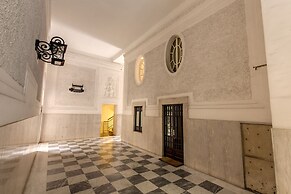 Grand Tour Rome Suites - Liberty Collection
