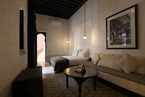 Riad Azzouna 13