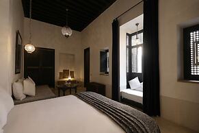 Riad Azzouna 13