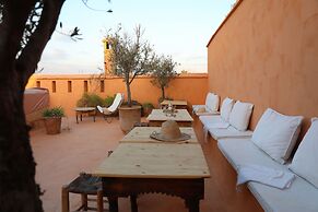 Riad Azzouna 13