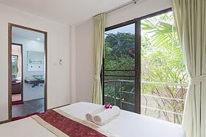 Mountain Sea View Luxury Apartments