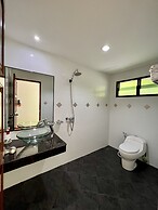 Mountain Sea View Luxury Apartments