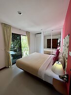 Mountain Sea View Luxury Apartments