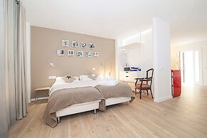 Can Blau Homes