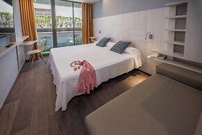Hotel GHT Sa Riera