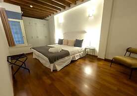 ISA GRANADA