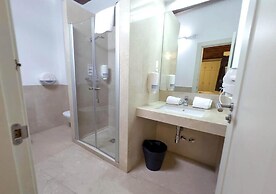 ISA GRANADA