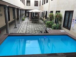 ISA GRANADA