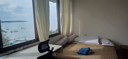 Amed Sari Beach Guesthouse