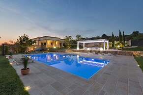 Villa Loran