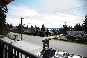 Pacific Point Market & Suites