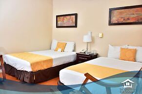 Hotel Los Cisneros