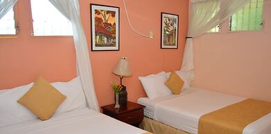 Hotel Los Cisneros