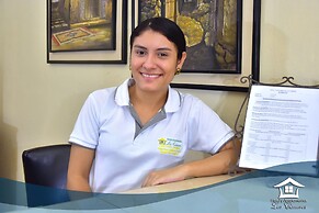 Hotel Los Cisneros