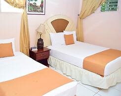 Hotel Los Cisneros