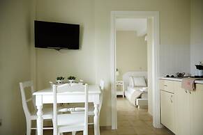 Aelia Apartments