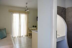 Aelia Apartments