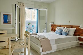 Aelia Apartments
