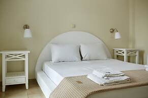 Aelia Apartments