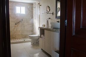 Suites Costa Dorada
