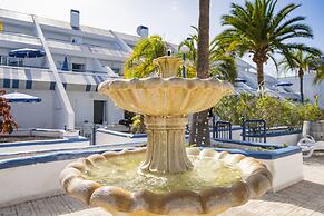 Apartamentos Puerto Colon Club