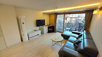 Dyne Resort