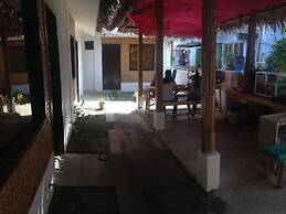 Lola's Lodge