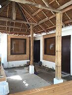 Lola's Lodge