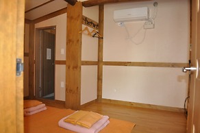 Tosarang Guesthouse